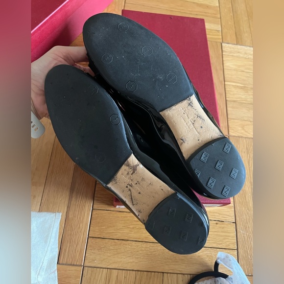 Salvatore Ferragamo Varina Patent Leather Ballet Flats - Picture 4 of 6
